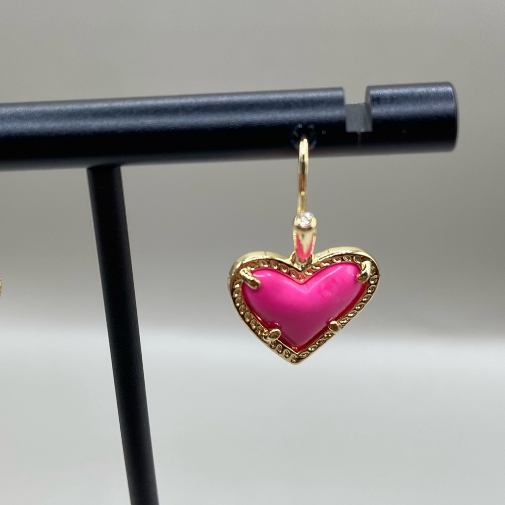 Kendra Scott Ari Heart Hook Earrings - Picture 2 of 5